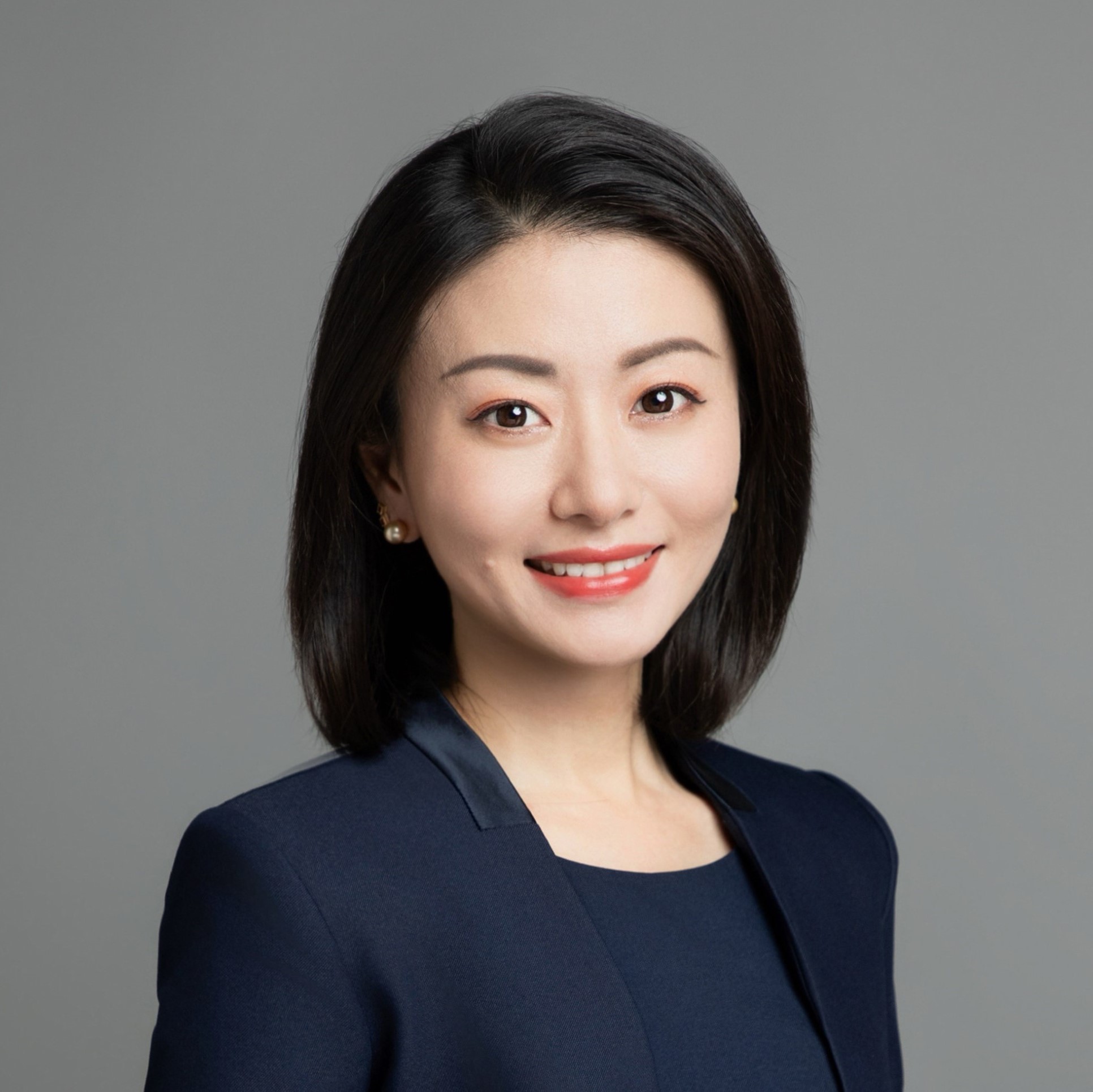 Elena LIN