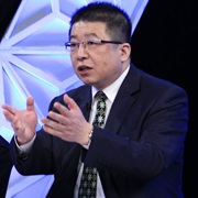 Professor Yuyue Hu